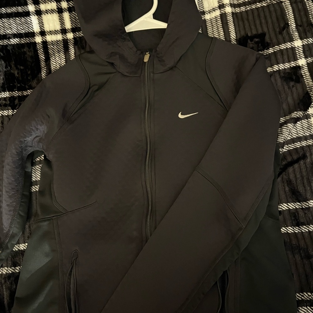 Black Nike zip up size small